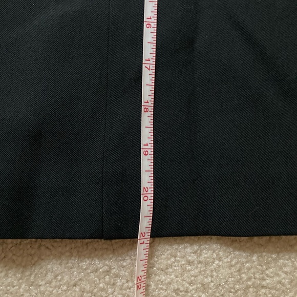 Hawksley & Wight Black Sleeveless Lined Top - Size 2 - Picture 9 of 9